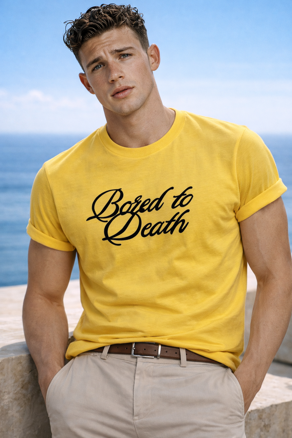 T-SHIRT ŻÓŁTY Z PRINTEM